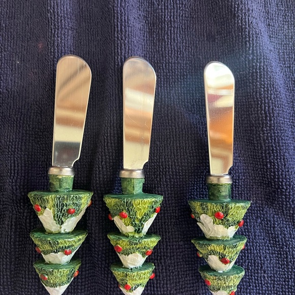 NEW Christmas Tree Set of 3 Spreaders 4.5” Long Hand Painted - Picture 4 of 4